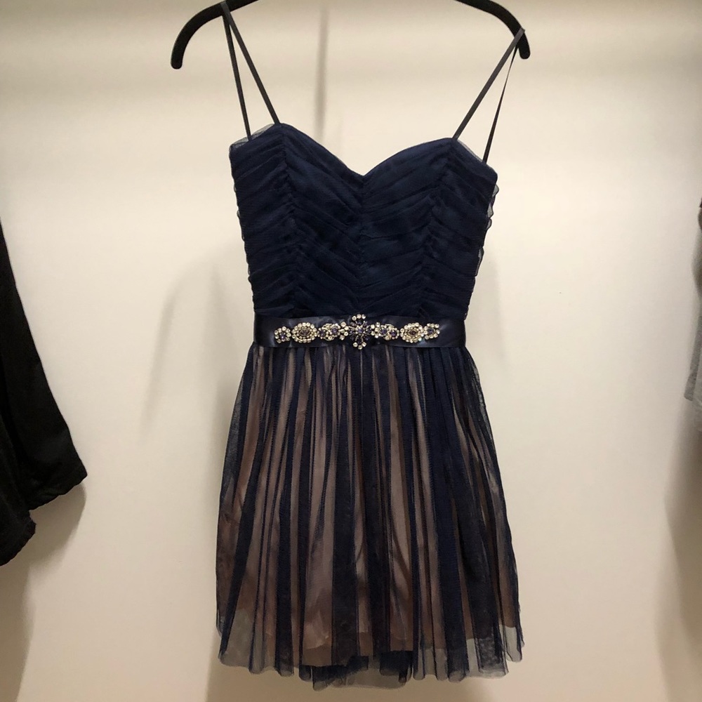 Windsor dress fancy / prom / homecoming